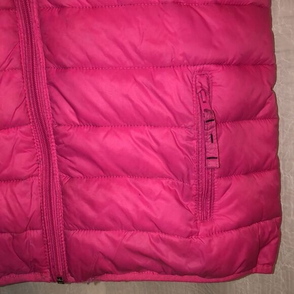 abercrombie 13-14ย Fuchsia Puffer SherpaโLined HoodedโVest - Picture 6 of 15